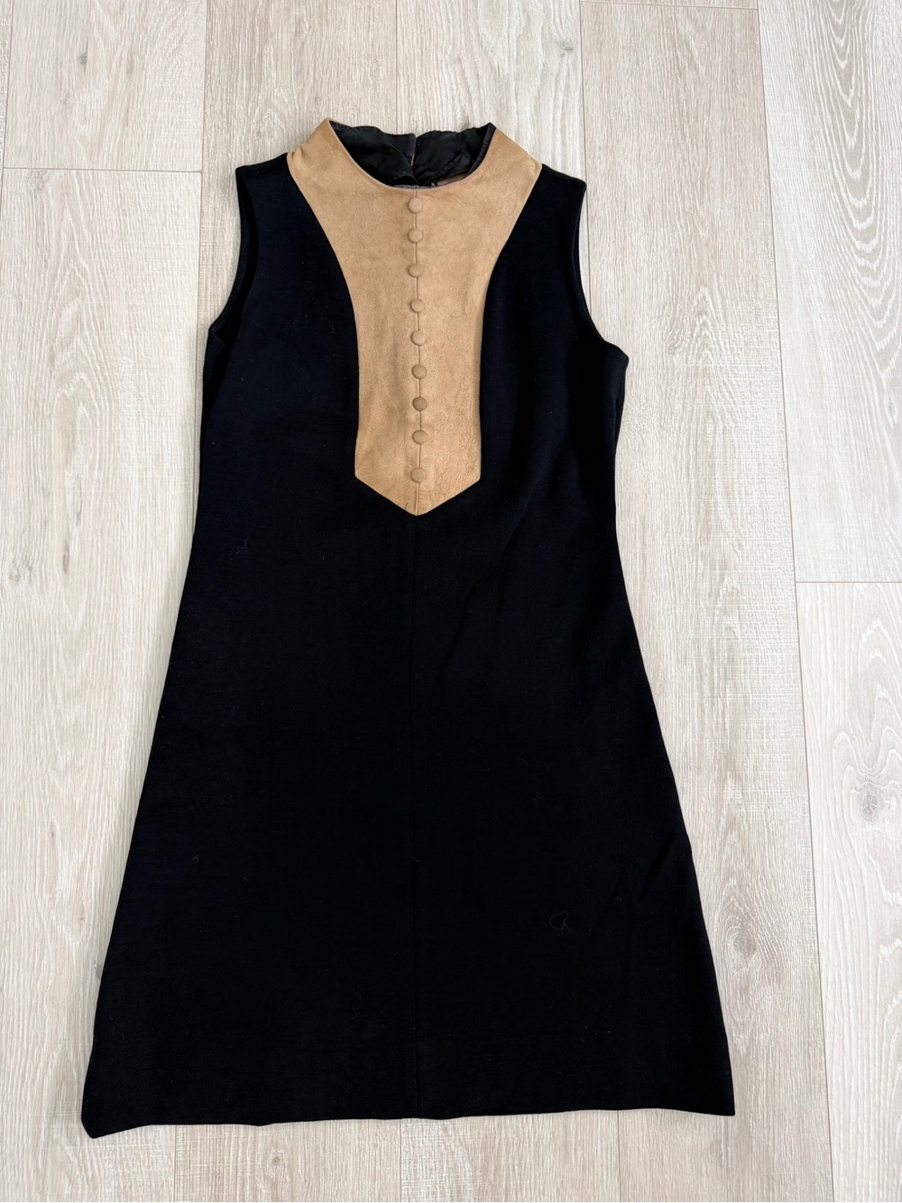 Vintage 1960s Mod Black A-Line Shift Dress